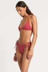Isla Triangle in  | bond-eye swim