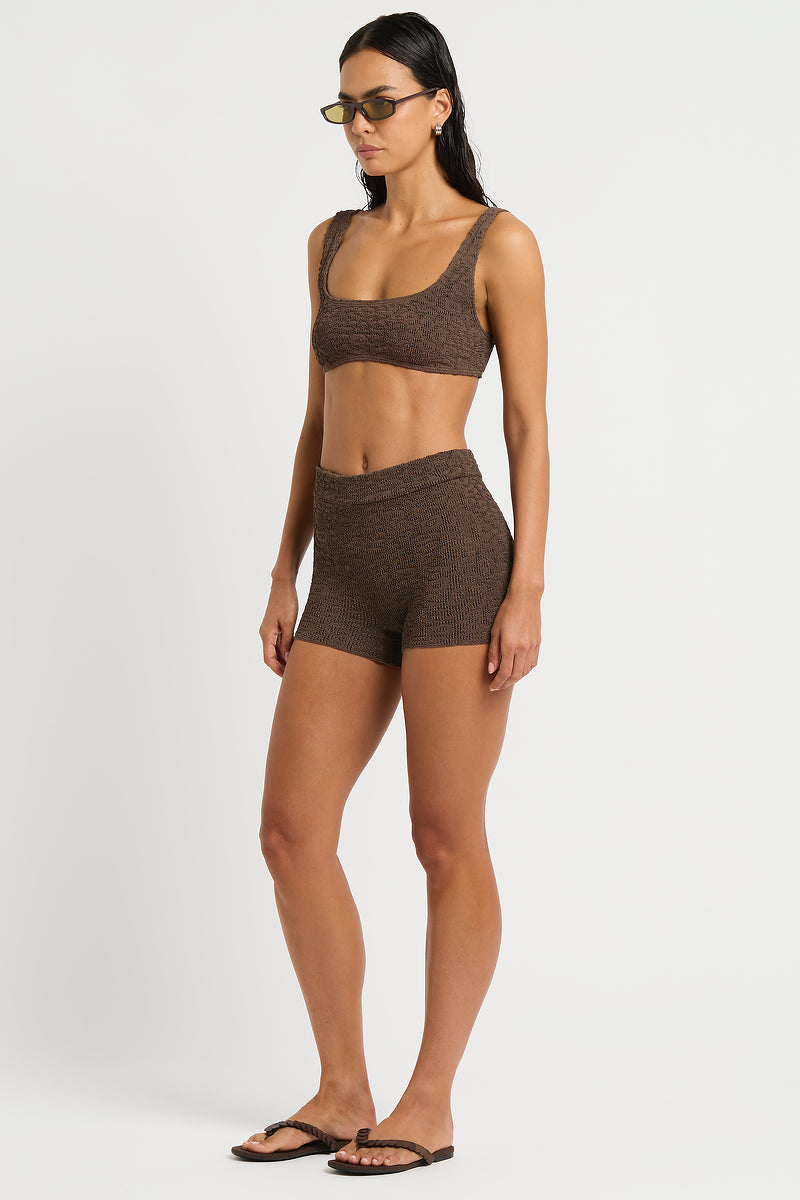 Dom Short in Cocoa - Nina Side