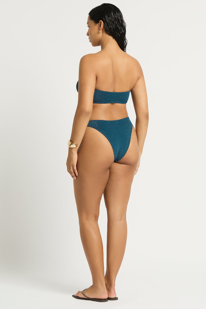 Blake Bandeau in  | bond-eye swim