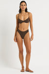 Olivia Brief