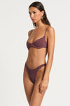 Scene Brief in  | bond-eye swim